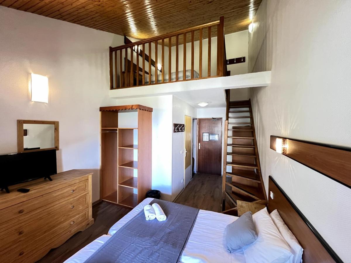 Hotel Le Piolet Saint-Martin-de-Belleville Esterno foto